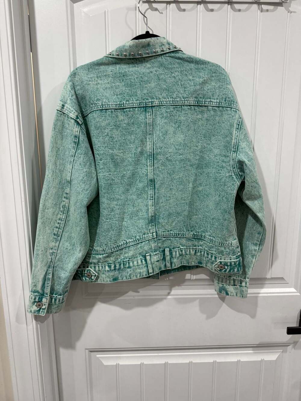 Davi & Dani Aqua Acid Wash Studded Denim Jacket Women’s M Western Y2K - Picture 3 of 7